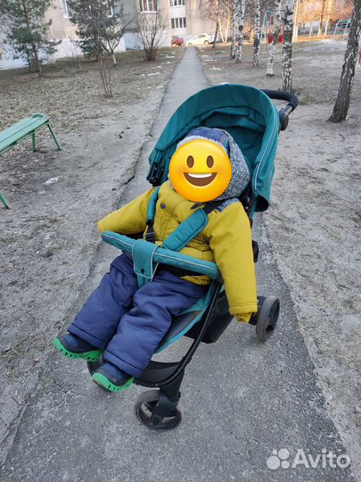 Прогулочная коляска