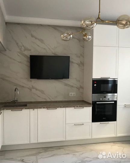 Кухонный гарнитур на заказ. Под ключ