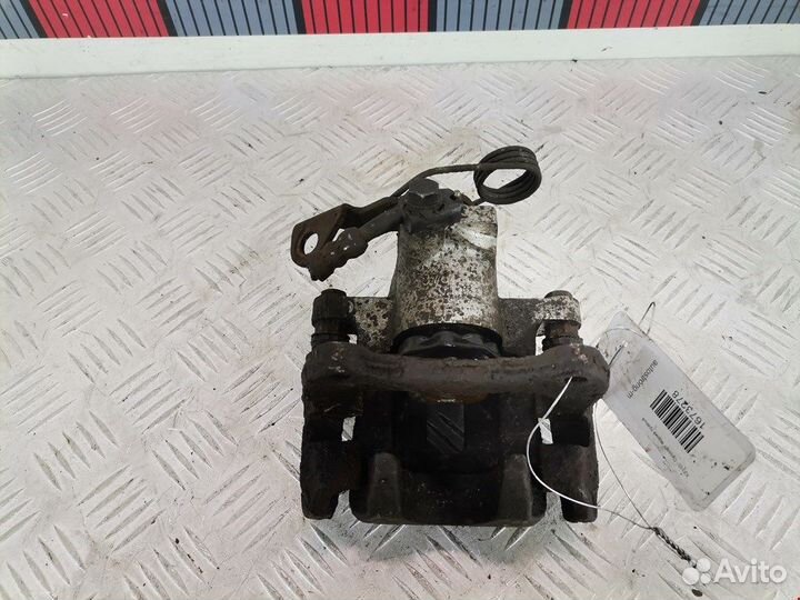 Суппорт задний правый для Audi A4 B5 8E0615424