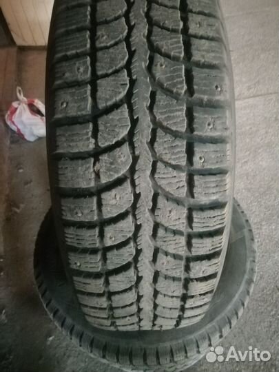 Колеса 195/65 R15 зимние шипованые