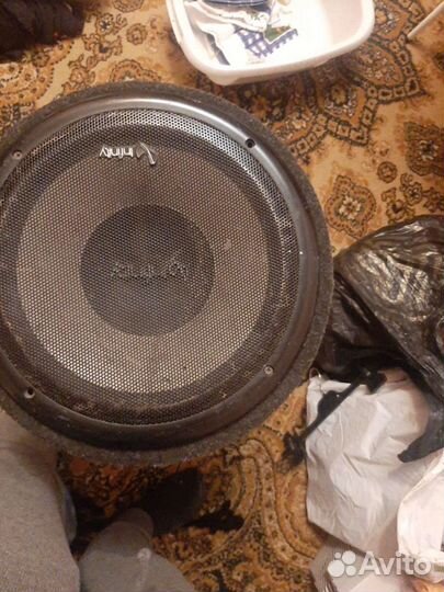 Сабвуфер infiniti