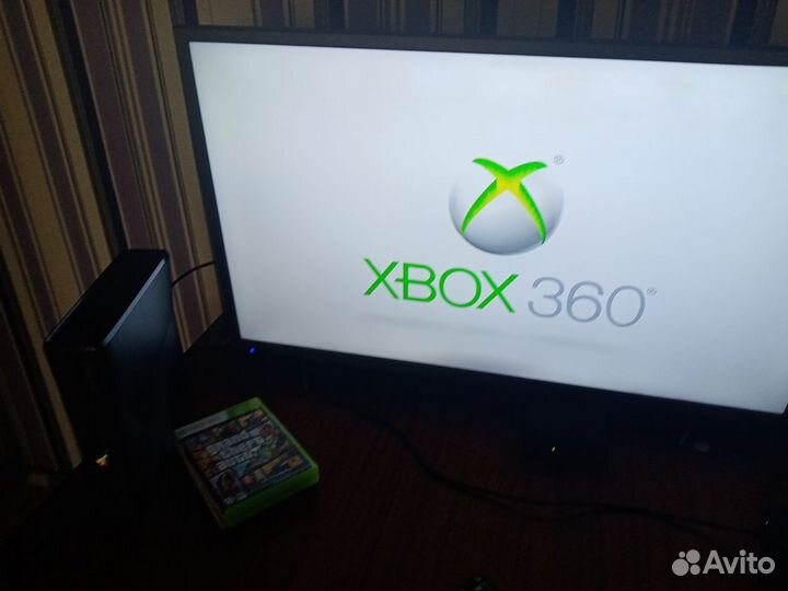 Xbox 360 Slim