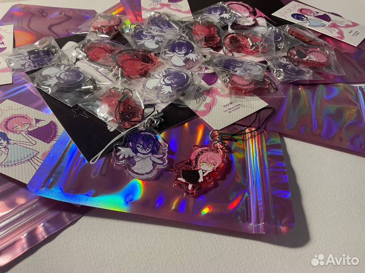 Alien stage акриловый брелок Мизи Суа