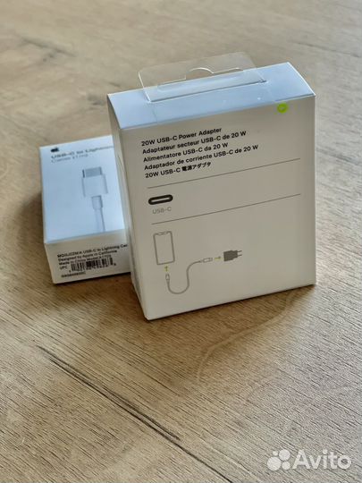 Сетевое зарядное Apple 20W USB-C Power Adapter