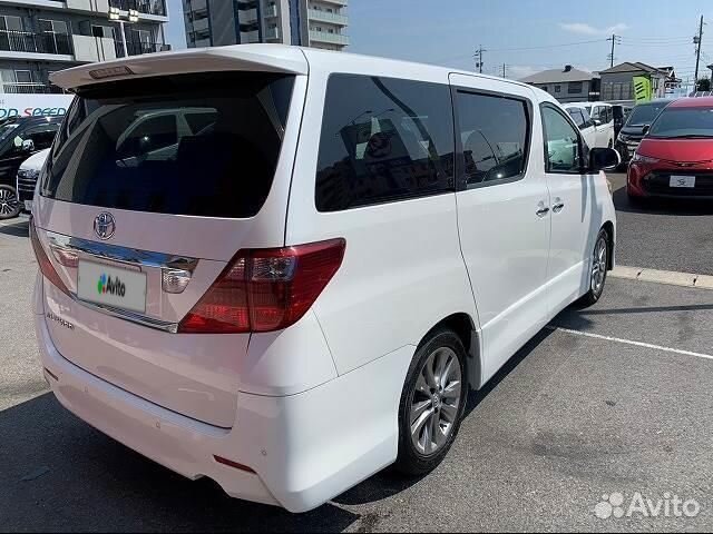 Toyota Alphard, 2010