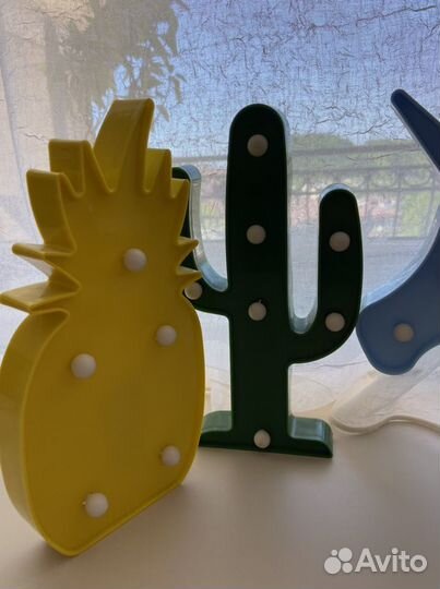 Светильник настольный