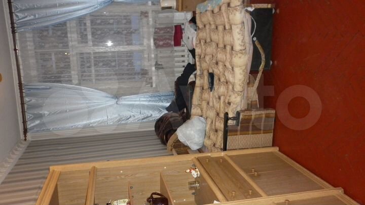 Комната 17 м² в 5-к., 1/5 эт.