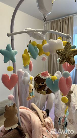 Мобиль на кроватку из фетра