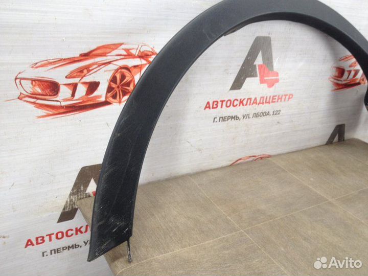 Накладка арки задняя правая Toyota Rav4 2012-15