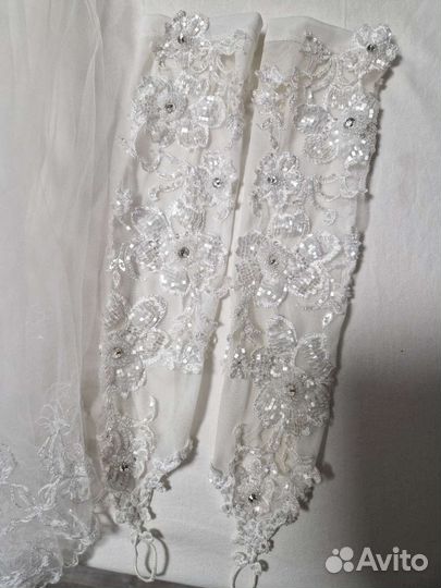 Фата и перчатки