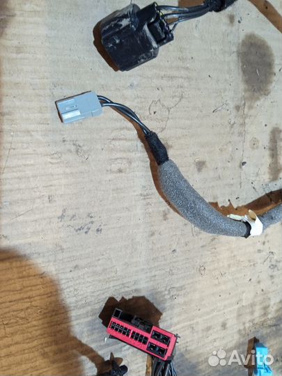 Проводка двери Land Rover Range Rover Evoque Si4