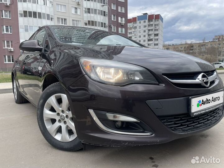 Opel Astra 1.6 МТ, 2013, 109 000 км