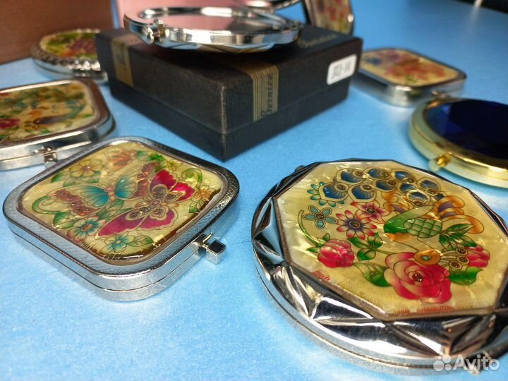 Зеркало складной карманное Афродита Металл