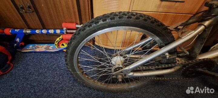 Трюковой велосипед бмх