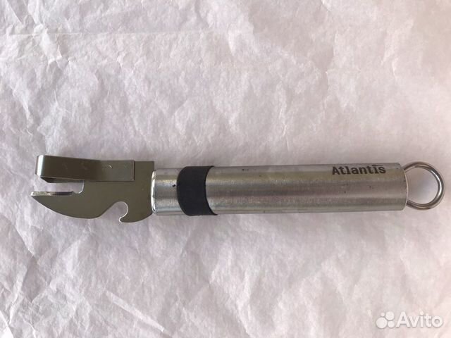 Открывалка для банок и бутылок