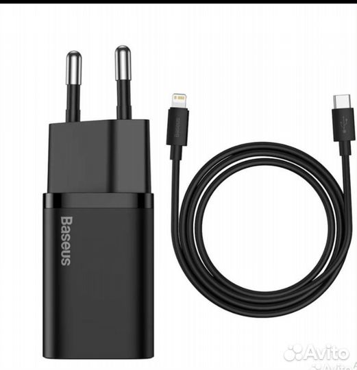 Зарядка на iPhone baseus