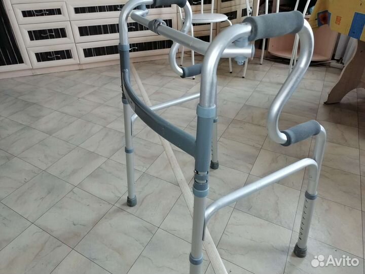 Ходунки для взрослых