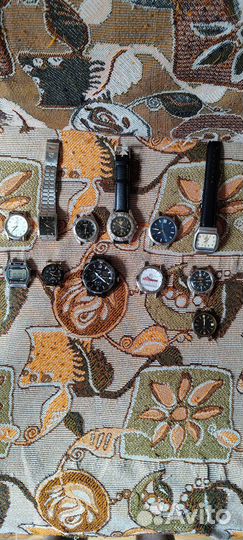 Кварцевые наручные часы