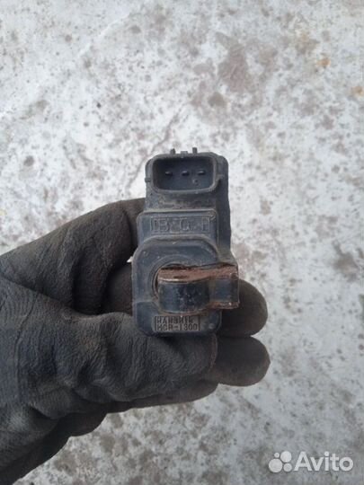 Катушка зажигания Nissan Cefiro A32