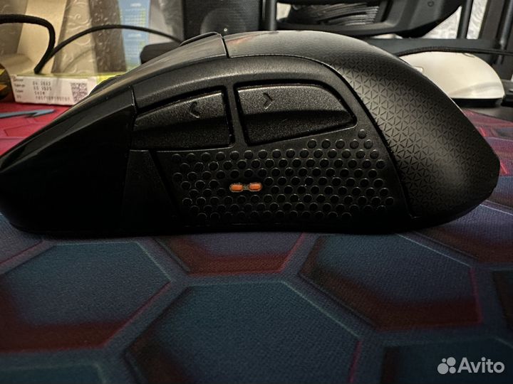 Östeelseries rival 700 with optical 3360 Module