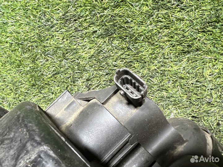 Коллектор впускной Opel Astra