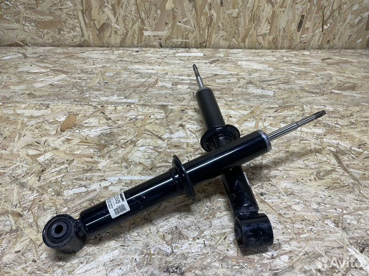 Амортизатор передний Land Rover Discover IV