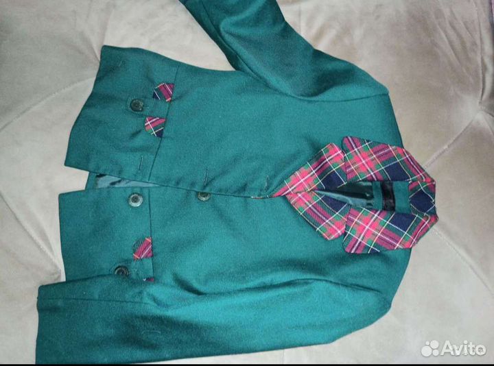 Пиджак школьный зеленый