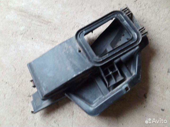 Корпус филтра салонана volkswagen passat b5