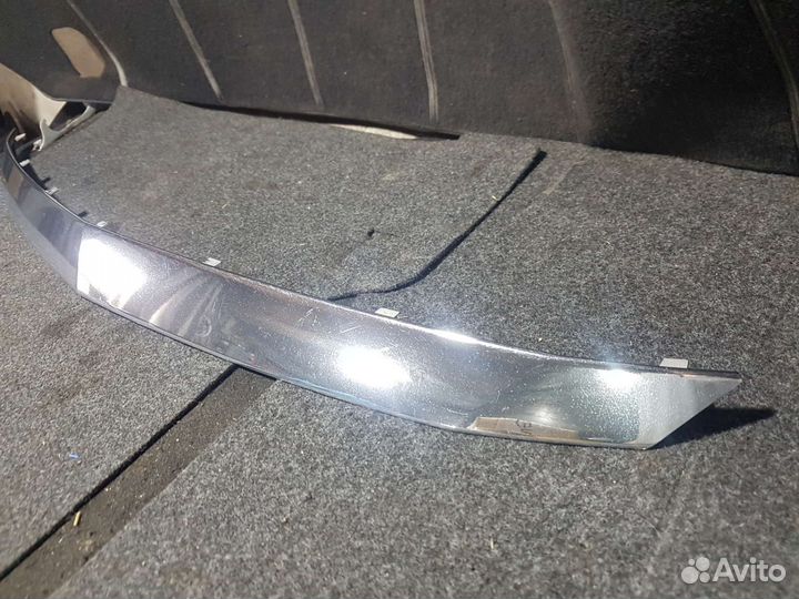 Накладка решетки радиатора Renault Logan 1