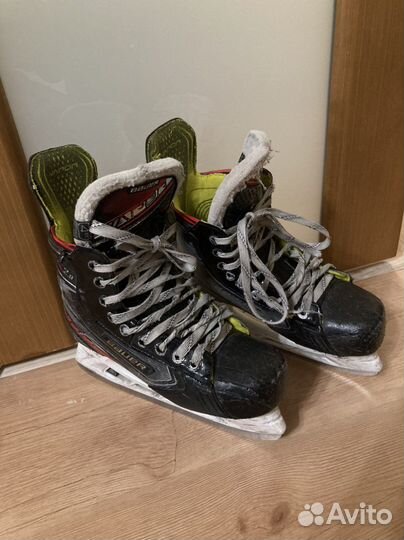 Хоккейные коньки bauer vapor x2.9