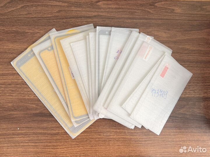 Новые защитные стекла для смартфонов