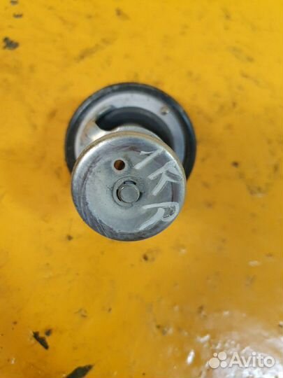 Термостат тойота ярис 1.0 1KR-FE 1krfe toyota