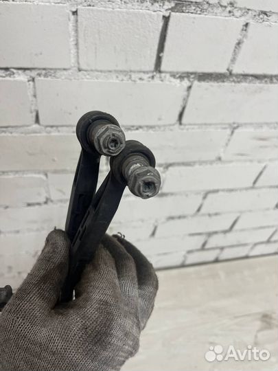 Стойки стабилизатора задние Bmw F10 F11