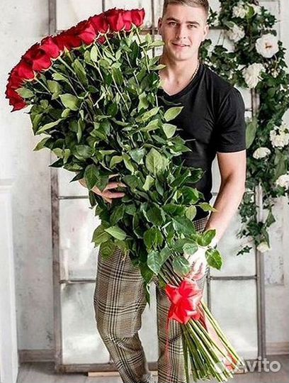 Букет роз 101 роза 51 роза