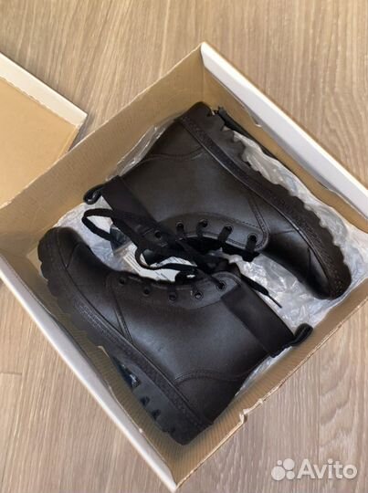 Резиновые ботинки