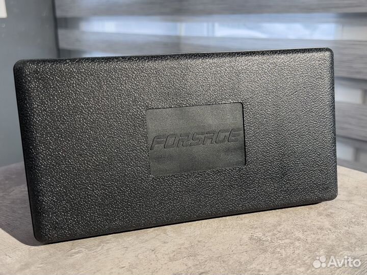 Компактный набор инструментов для авто и дома