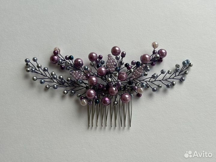 Украшение для волос из бисера