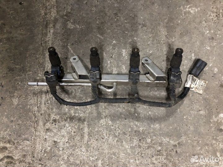 Рейка топливная (рампа) (Chery Kimo / A1)