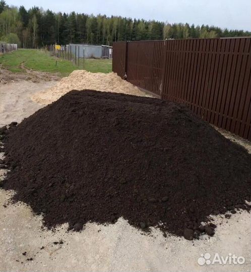 Земля плодородная. Плодородный грунт. Торф