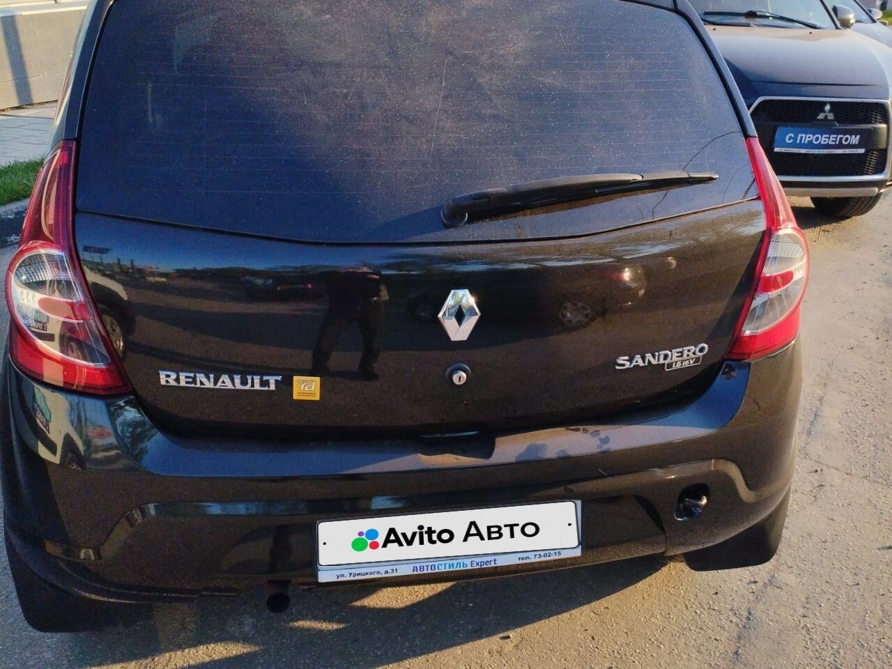 Renault Sandero: фото из отзыва