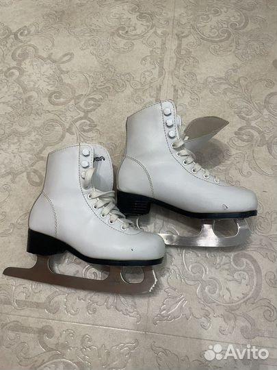 Коньки фигурные 32 размер
