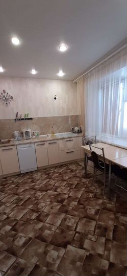 4-к. квартира, 81,3 м², 8/9 эт.