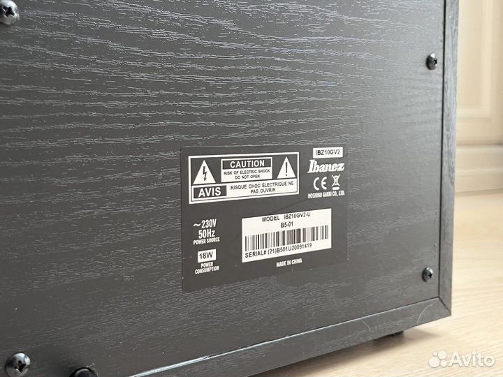 Комбоусилитель Ibanez IBZ10GV2