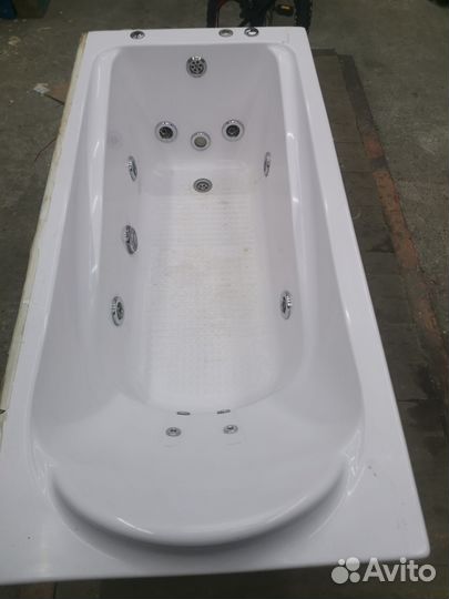 Ванна джакузи бу