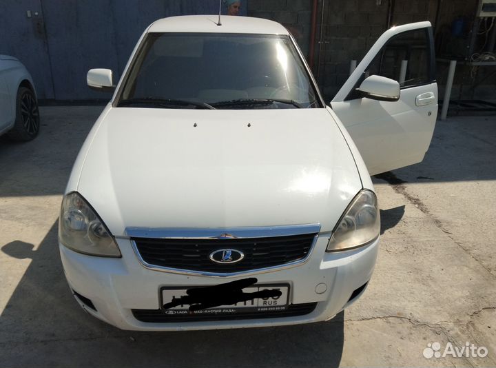 Капот приора