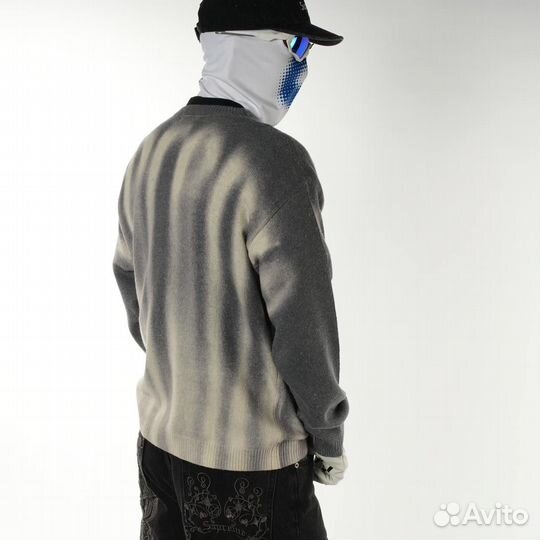 Свитер Supreme Blurred Logo