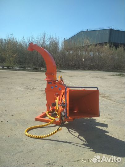 Измельчитель веток дерева с52ивн200г