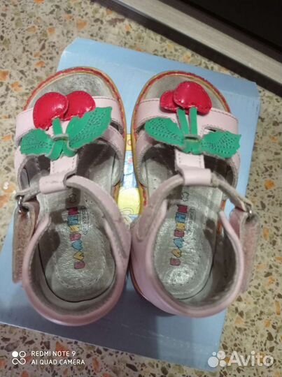 Босоножки для девочки