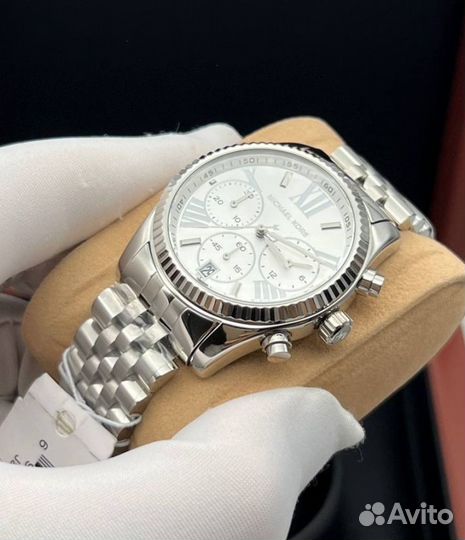 Наручные часы Michael Kors MK5555 с хронографом