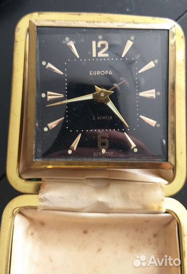 Часы будильник дорожные